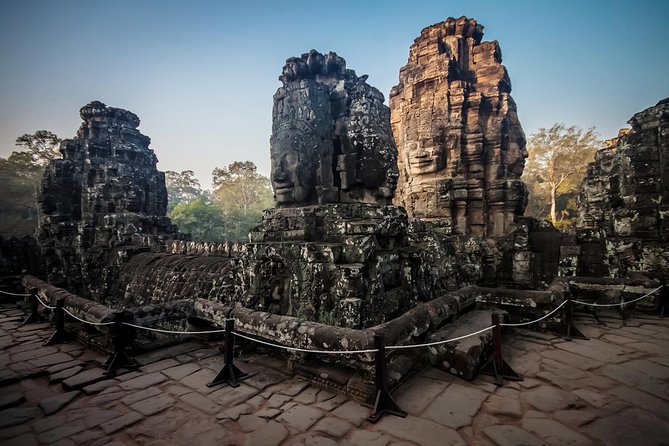 1-Day Angkor Wat Sunrise & All Interesting Temples Private Tour - Entering Angkor Thom through the Victory Gate
