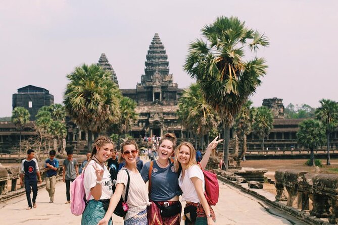 1-Day private Angkor Temple Tour with Sun Rise by Tuk Tuk from Siem Reap - Baphuon, Phimeanakas, and Angkor Thom’s royal core