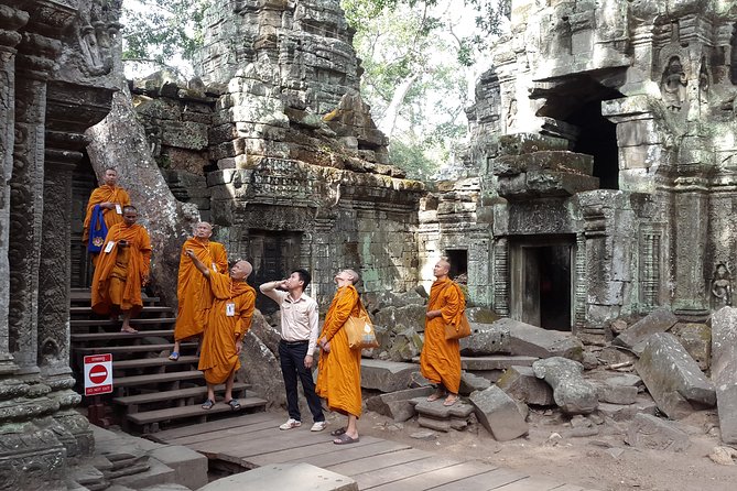 1day private tour all main temple in Angkor,sunset at TonleSap floating village - The change from temples to Tonle Sap