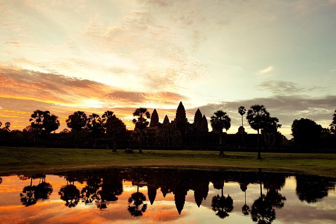 1day Private tour, Angkor sunrise,all main temples, Banteay srei - Packed breakfast after the sunrise