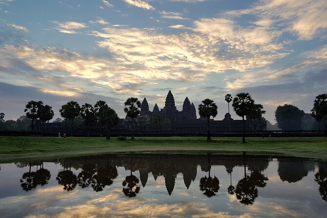 1day private tour to all majestic Temples in Angkor and Sunset - Royal terraces tell the story in stone