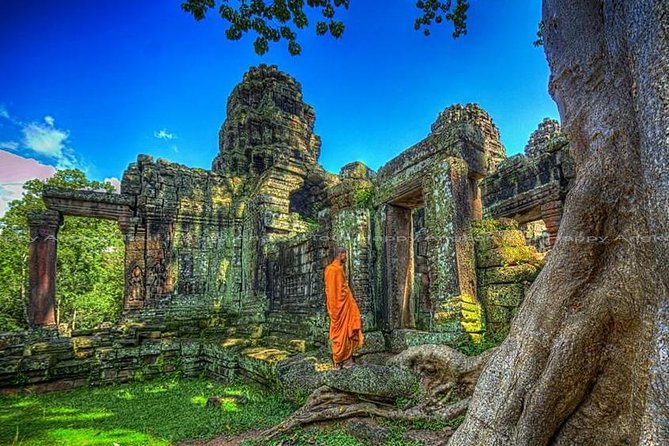 2-Day Angkor Wat with Temples On Small Circle & Kulen Waterfall - Phnom Kulen brings waterfalls, river carvings, and a reclining Buddha