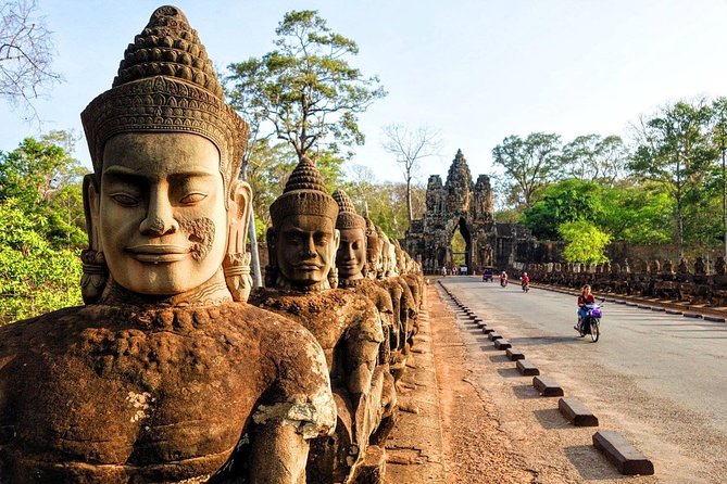 2-Day Best of Angkor Wat and Tonle Sap Lake Tour - Ta Prohm and the pull of the jungle