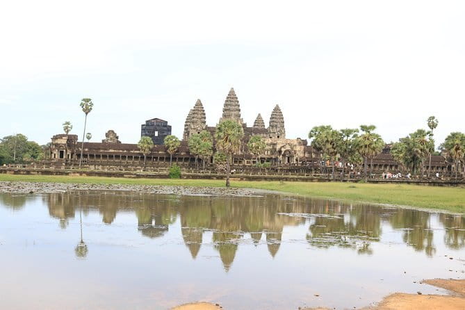 2 Day Cambodia Private Guided Tour in Angkor Temples - Ta Nei and Ta Prohm, two very different jungle temples