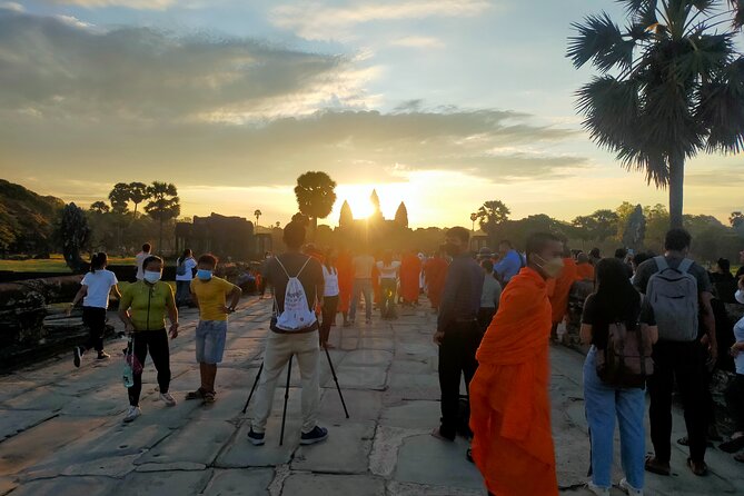 2-Day tour with sunrise - What the $135 price really covers