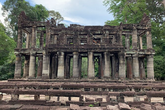 2 Days Angkor temples with Sunrise & Sunset - Why the private vehicle and guide matter