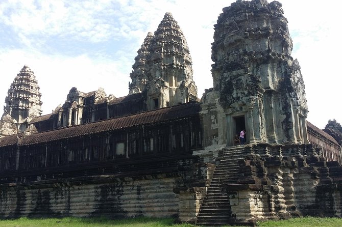 2 Days Angkor Wat Sunrise and Sunset Private Tour - Ta Som and Eastern Mebon add variety