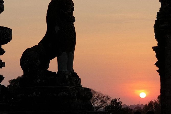 2 Days Angkor Wat Sunrise and Sunset Private Tour - Sunrise at Angkor Wat, the right way to begin