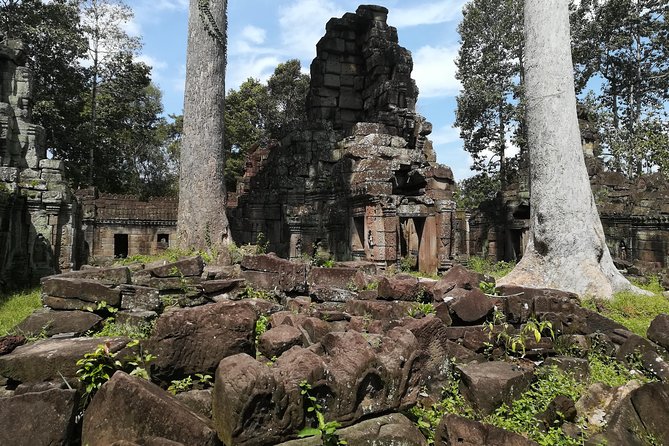 2 Days Angkor Wat Tranquility Tour - Banteay Prei closes the day quietly