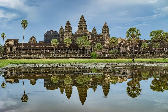 2 Days Discover Angkor Wat Complex and Cambodia's Villages Tours - Two days that connect temples, villages, and water