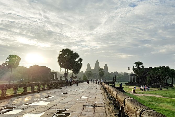 2-Days Private Tour in Angkor Sunrise, Banteay Srei and Beng Mealea Temple - Bayon’s Faces and the Main Angkor Circuit
