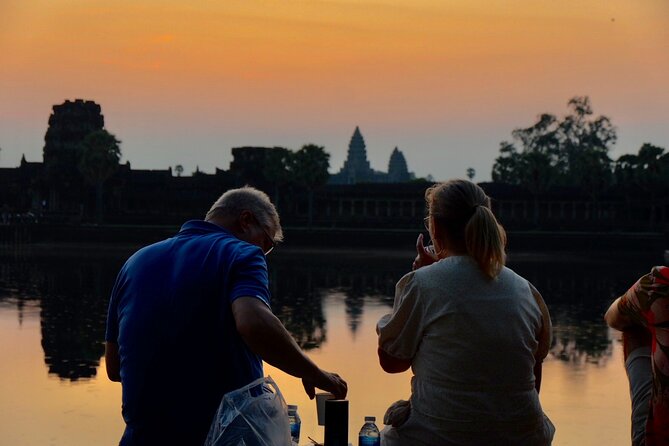 2 Days Tour in Siem Reap including Lunch, Dinner & Apsara Show - Ta Prohm trades grand scale for tangled atmosphere