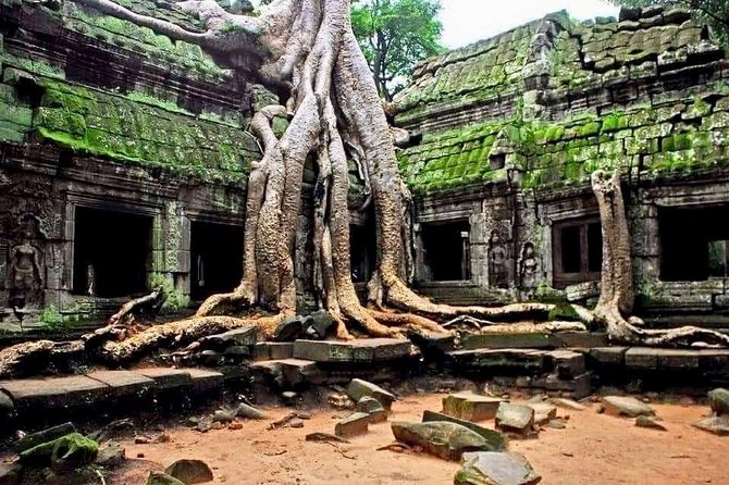 2days Explore Angkor wat Small Tour & Big Tour + Banteay Srei (Private tour) - Day one: Angkor Thom and the smaller circuit