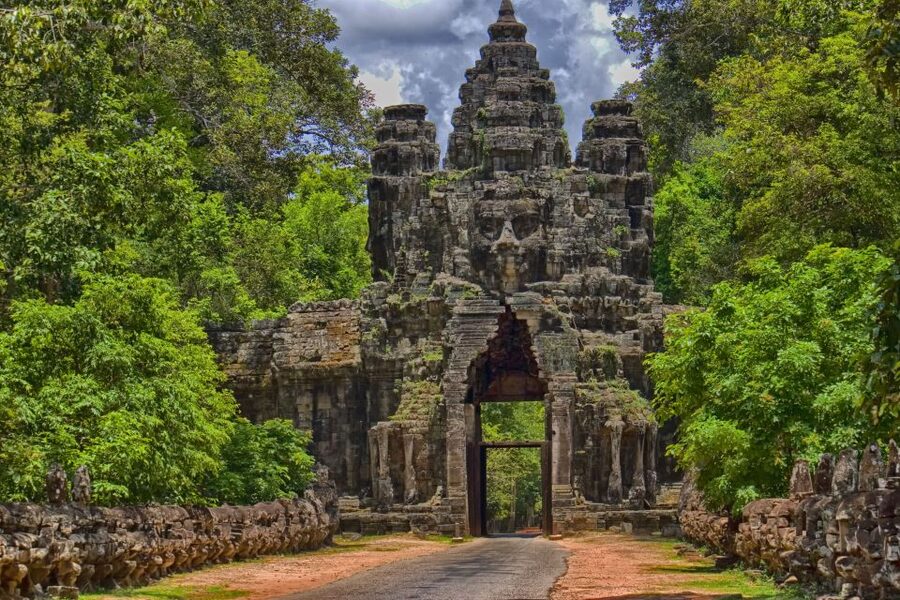 3-Day Angkor Wat & All Interesting Temples With Beng Mealea - What the guide and vehicle add