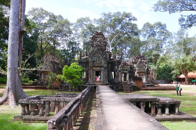 3-Day Tour of Siem Reap, Angkor Temples & Phnom Kulen Waterfall - What the private guide adds