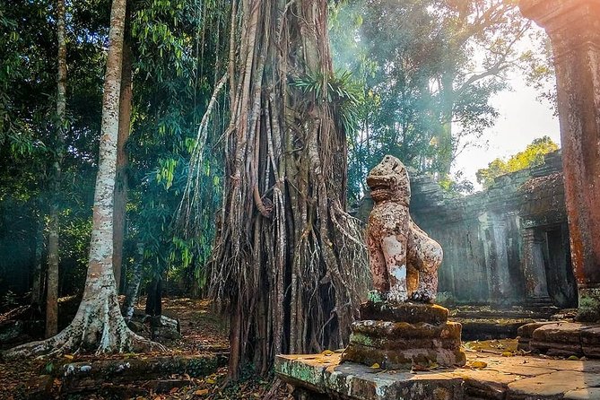 3-Day Tour (The Historical of Khmer Empire) - Day 1: Bayon, Angkor Thom, and the fine carvings of Banteay Srei