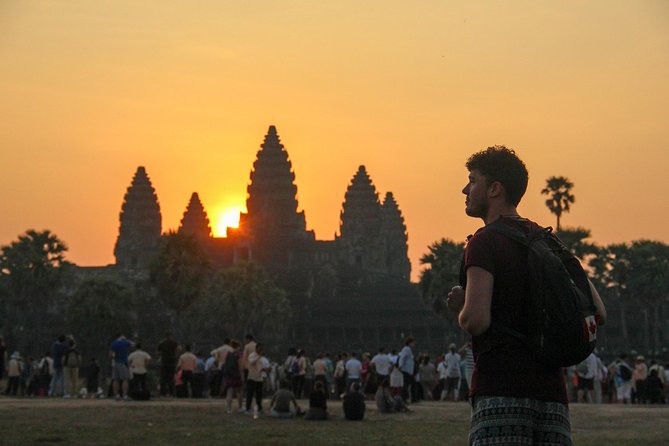 3-Days Discovery Of Angkor: Waterfalls,Floating Village and Banteay Srei temple - Day two: Phnom Kulen, Banteay Srei, and Tonle Sap