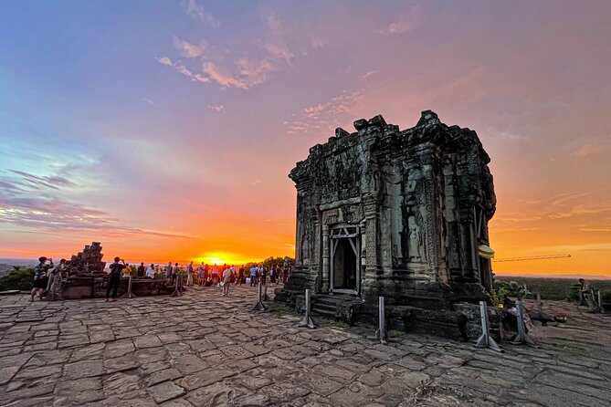 3-Days Discovery Of Angkor: Waterfalls,Floating Village and Banteay Srei temple - Why the private format matters