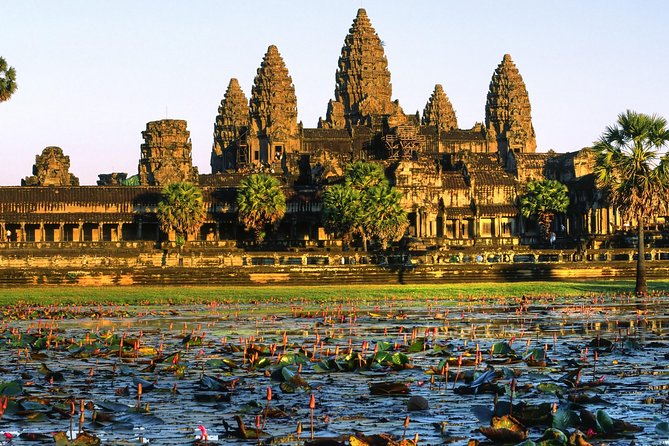 4-Day Tour from Siem Reap to Phnom Penh - Day 2: Angkor Thom and the temples of the jungle