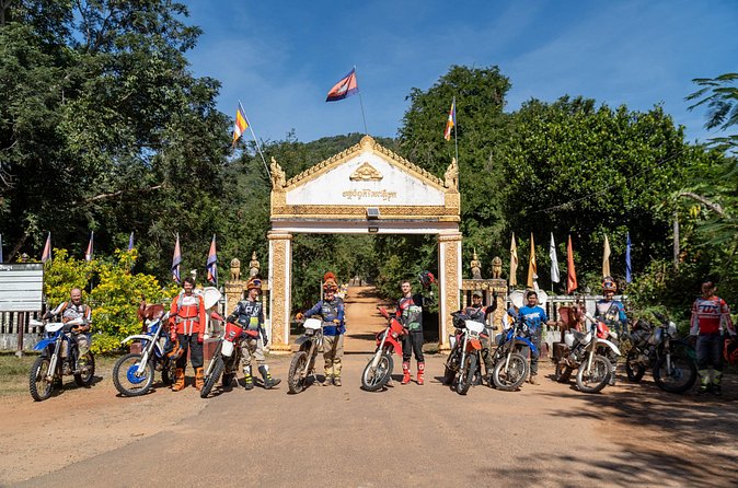5 Days - Cambodia Ancient Trails & Jungle Temples - The guide and support team matter here