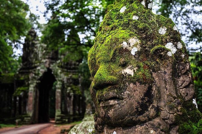Angkor 2-Day Sunset & Sunrise Small-Group Tour - Pre Rup brings day one toward sunset