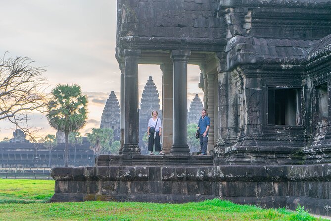 Angkor Adventure Vespa Tour / Tuk Tuk or Car - Starting in Siem Reap at 8:00 a.m.
