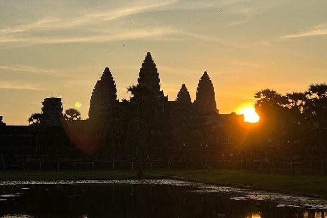 Angkor Full Day Tour All The Main Temples - Passing the terraces and reaching Preah Khan