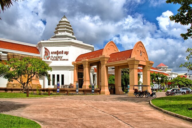 Angkor National Museum with transport - What happens from pickup to drop-off