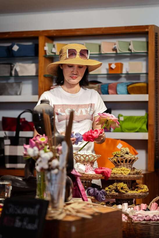 Angkor Silk Farm & Lotus Silk Farm: Siem Reap Discovery Tour - The first boutique: useful shopping, not a forced purchase