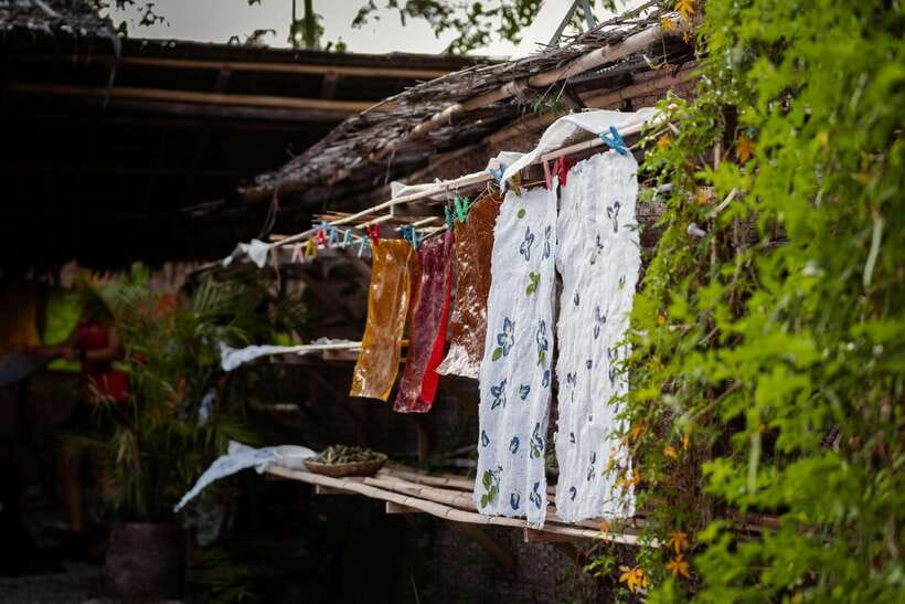 Angkor Silk Farm & Lotus Silk Farm: Siem Reap Discovery Tour - How the shopping compares at both farms