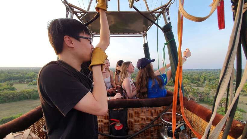 Angkor Stunning Hot Air Balloon - Who will enjoy this flight most?