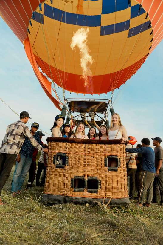 Angkor Stunning Hot Air Balloon - Sunrise or sunset: which flight should you choose?