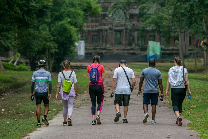 Angkor Sunrise Bike Tour / E-Bike or Tuk Tuk - Bayon and Angkor Thom by bike