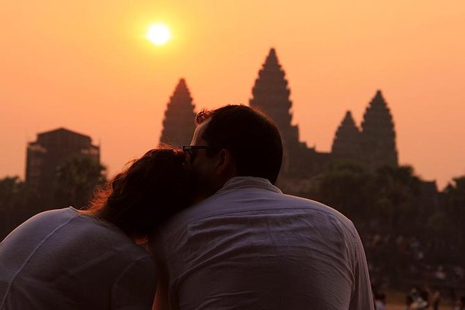Angkor Sunrise Jeep Tour - Inclusive Breakfast & Lunch - Angkor Wat After Sunrise