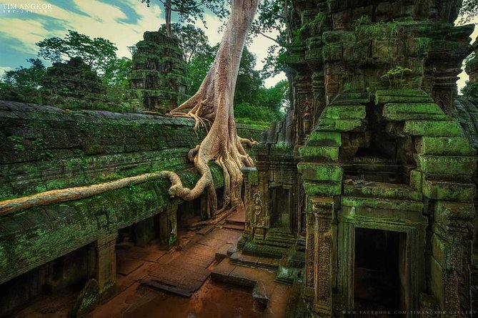 Angkor temples Tour - Angkor Wat, the essential first stop