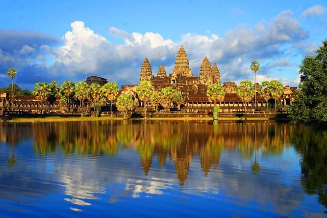 Angkor temples Tour - Ta Prohm offers the most memorable atmosphere