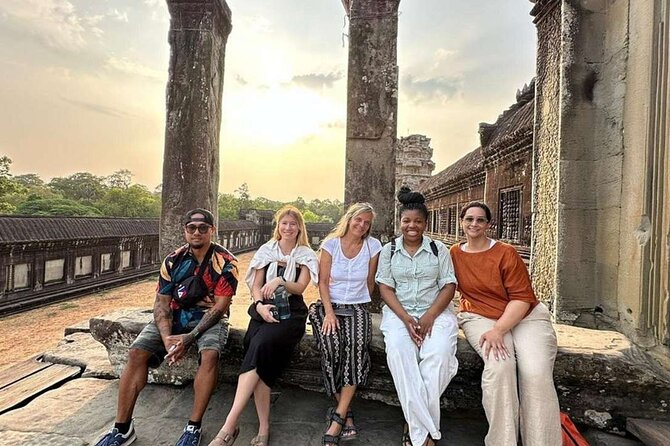 Angkor Thom Ta Prohm and Sunset in Angkor Wat Golden Hour Tour - Who should choose this Angkor sunset tour?