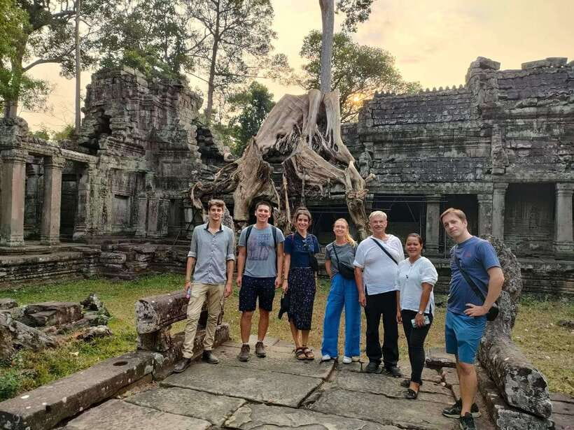 Angkor Wat 2-Day complex Sun rise & Sun set with Guided Tour - Before dawn at Angkor Wat