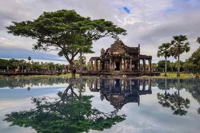 Angkor wat and Small group temples Full day tours - What the guide adds to the day