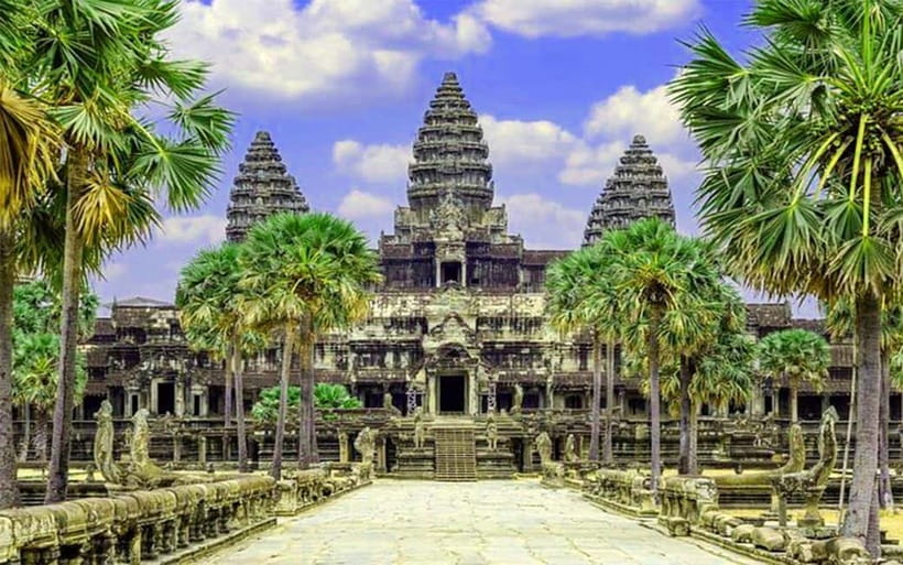 Angkor Wat: Full-Day Guided Sunset Tour - Angkor Wat deserves the first long stop