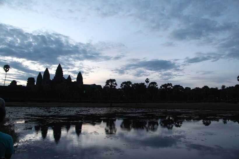 Angkor Wat Full-Day Private Tour with Sunrise - What private transport adds to the morning