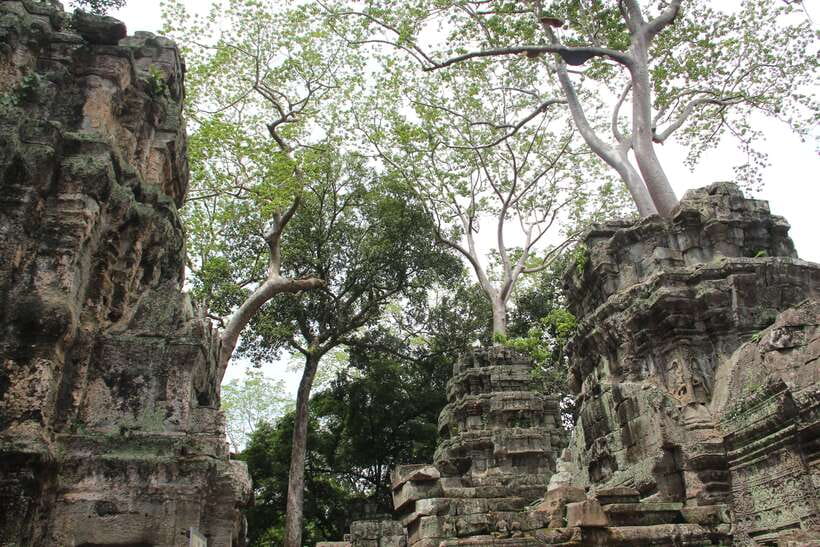 Angkor Wat Full-Day Private Tour with Sunset - Spending the afternoon at Angkor Wat