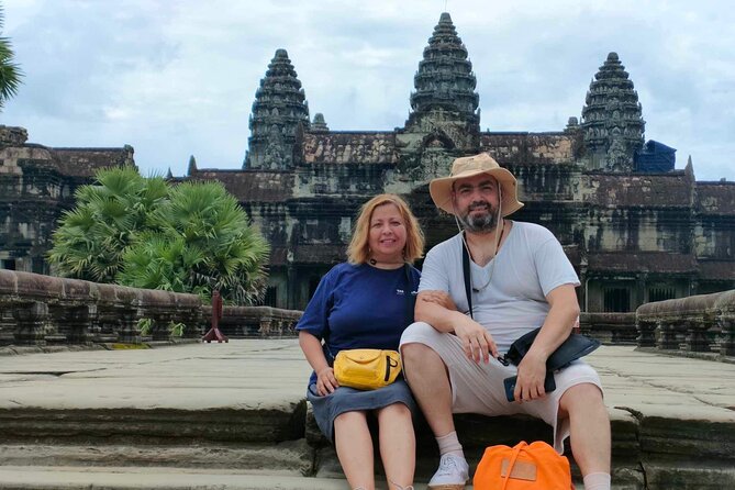 Angkor Wat full Day 'Small Group with sunset & Tour Guide - Ta Prohm is the movie-famous stop
