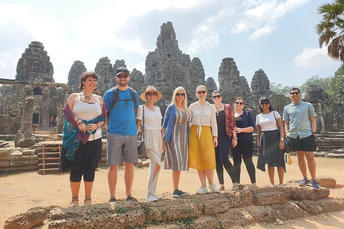 Angkor Wat Full Day Tour in Siem Reap Small-Group - Bayon’s smiling faces and narrow corridors