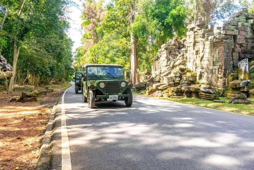 Angkor Wat: Guided Jeep Tour Inclusive lunch at local house - Ta Prohm delivers the famous jungle setting