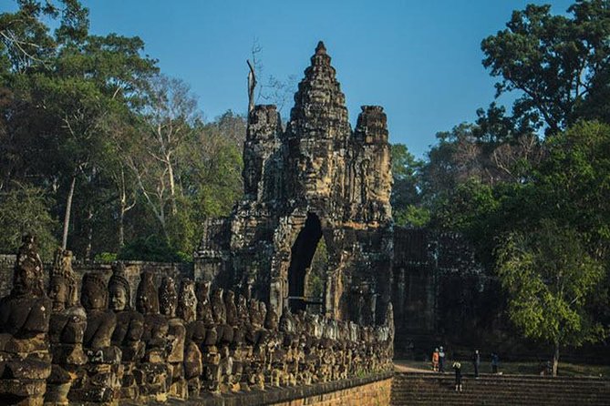Angkor Wat highlight Tour From Sunrise -Small Group - What the $18 price really covers