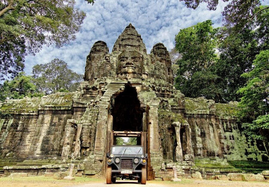 Angkor Wat in a vintage Jeep with driver - jeep rental - Bayon and the stone faces of Angkor Thom