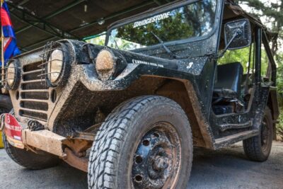Angkor Wat in a vintage Jeep with driver – jeep rental