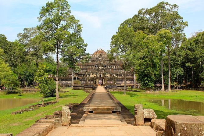 Angkor Wat one Day Private Tour for All Highlight Angkor Temples - Quiet Ta Nei before tree-covered Ta Prohm