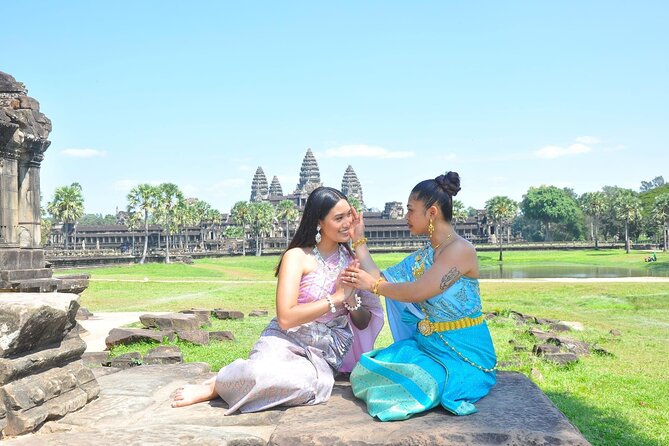 Angkor Wat Shared Tours from Siem Reap Angkor Airport (SAI) - The vehicle, guide, and small-group setup